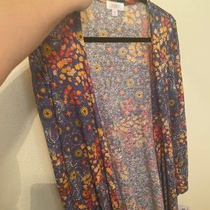 ‼️HOT SALE‼️🎀LulaRoe Sarah Cardigan